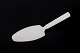 L'Art presents: Georg Jensen Bernadotte, serving slice.