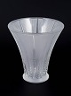 L'Art presents: Lalique, Épis vase.