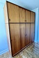 Moster Olga - Antik og Design presents: Large wardrobeTeak*DKK 3,800