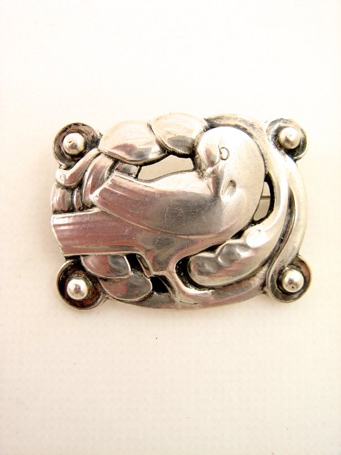 GJ Broche 204 solgt