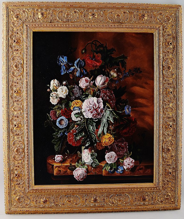 Floral still life, oil on canvas.
Unsigned, 20 c.