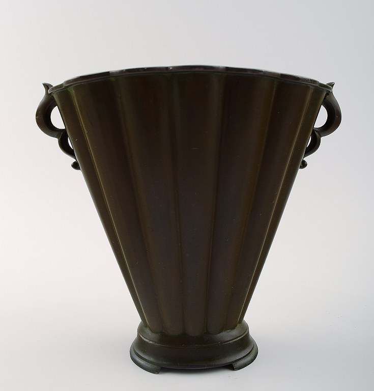 Just Andersen metal vase, number D 20.
