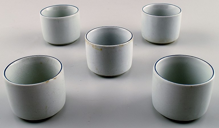 5 egg cups Aluminia/Royal Copenhagen blue line, earthenware.