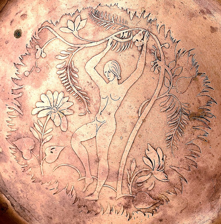 Rare Just Andersen art deco bronze bowl, naked woman in landscape.
Signed B 61.