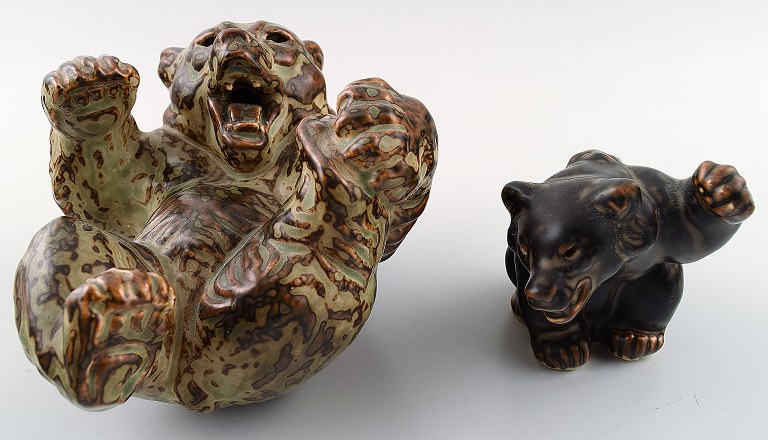 Royal Copenhagen 2 stoneware figures, brown bears.
