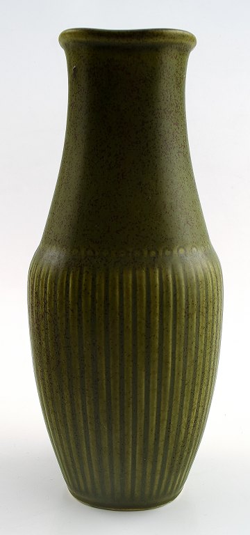 Pottery vase by GUNNAR NYLUND for Rörstrand.
"Collier".