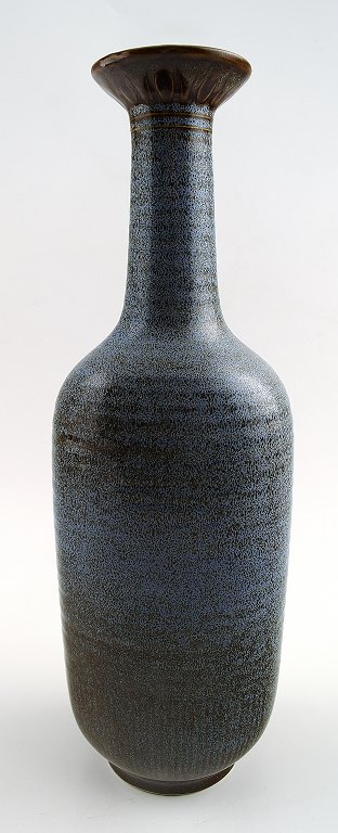Gunnar Nylund, Rörstrand. Large pottery vase