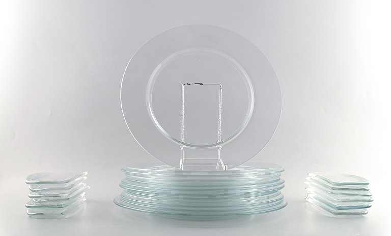 Reijmyre Glassworks, "Operakällaren" art glass 12 cover plates, 12 pcs. bread / 
tapas / sushi dishes.