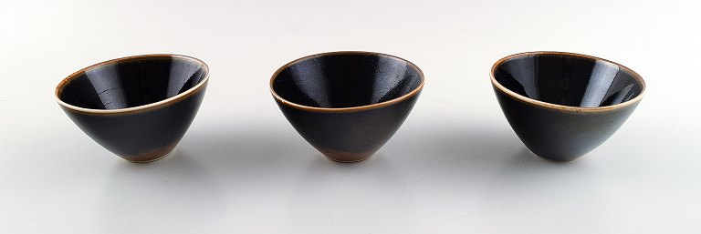 Rörstrand, 3 ceramic bowls.
