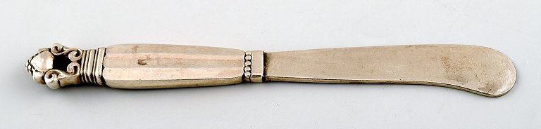 "Acorn" silver cutlery Georg Jensen butter knife in full silver.
