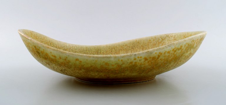 Carl-Harry Stålhane/Stalhane, Rörstrand / Rorstrand, large stoneware bowl.