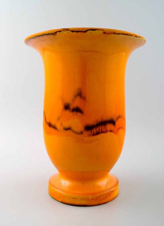 Large Kähler, HAK, Svend Hammershoi, glazed stoneware vase.
