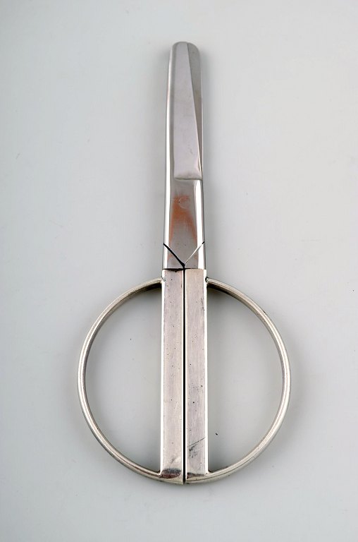 Georg Jensen grape scissor in silver, Dessin 143.
