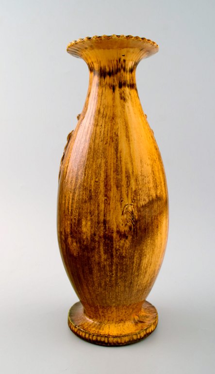 Kähler, Denmark, glazed vase, 1930s.
Designed by Svend Hammershoi.