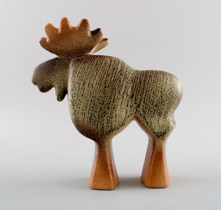 Lisa Larson Gustavsberg elg i keramik.
