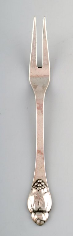 Evald Nielsen number 6, serving fork in silver.
