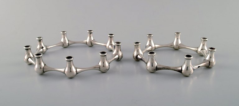 Jens H. Quistgaard. Danish design, 1960 s.
Two candlesticks in silver plated metal.