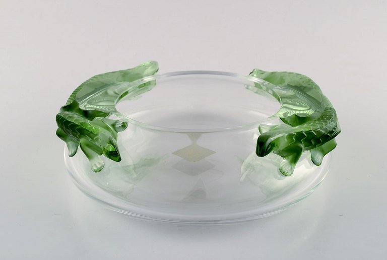 Lalique skål af klart glas dekoreret med grønne Salamandere 