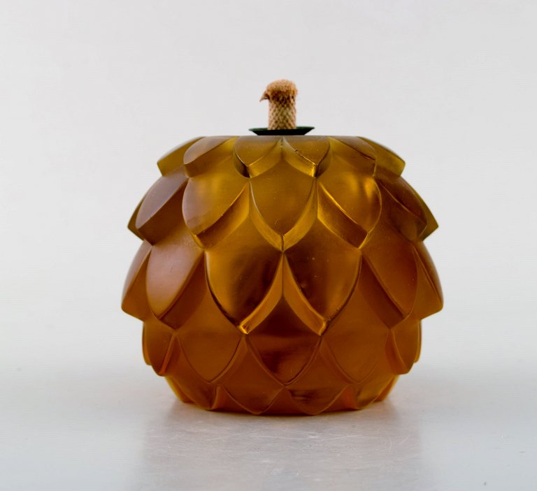 Early René Lalique "Lampe Berger". Art deco perfume burner in amber colored art 
glass. Organic form. 1930