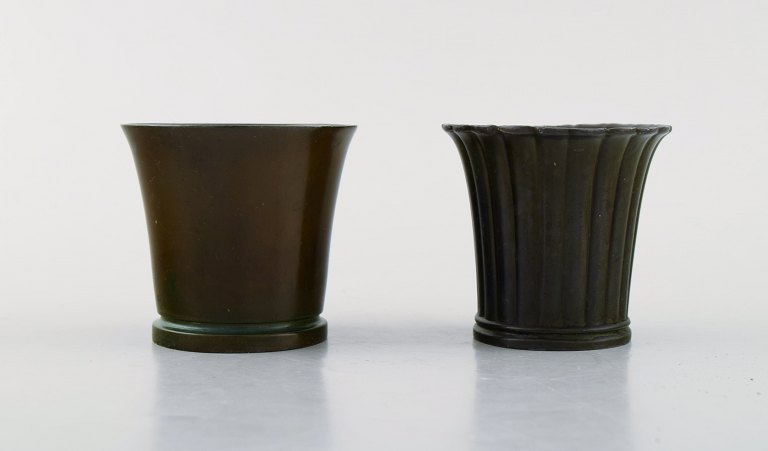Just Andersen. A pair of vases in disko metal. 1940