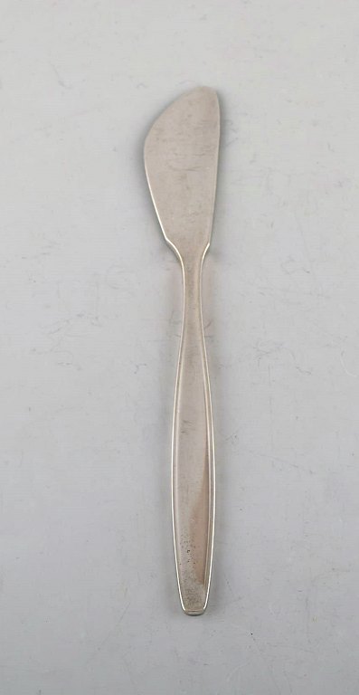 Tias Eckhoff for Georg Jensen. "Cypress" butter knife in sterling silver.
