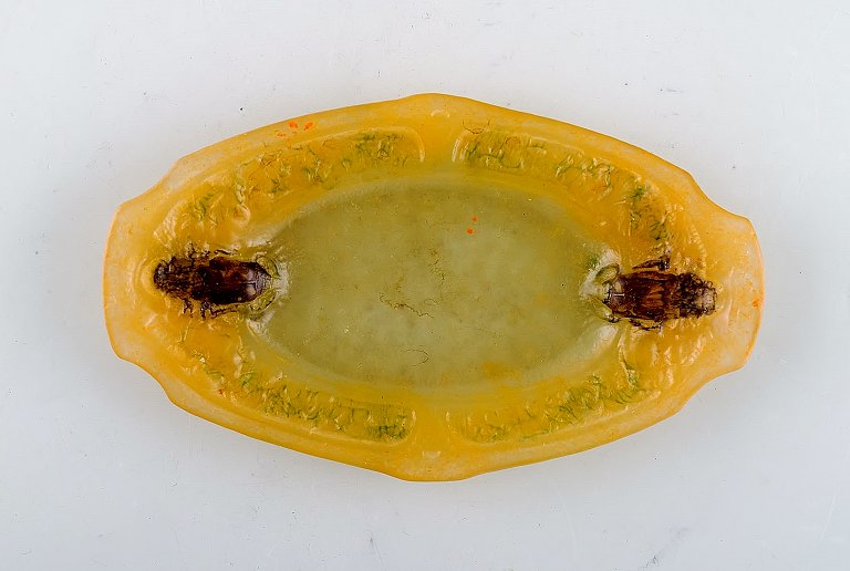 Amalric Walter (1870-1959) for Nancy. Early art nouveau pâte-de-verre bowl 
decorated with beetles. Museum quality, approx. 1920.
