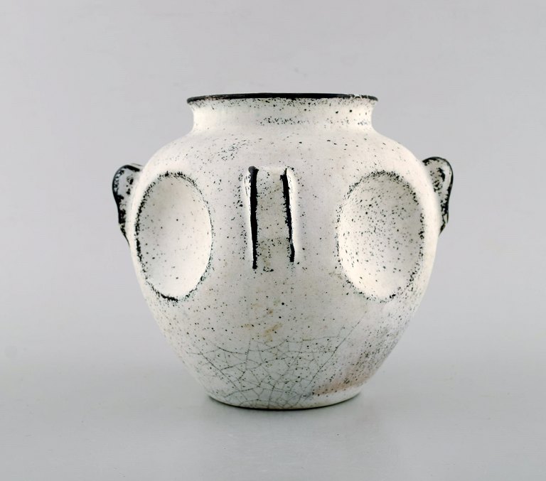 Svend Hammershøi for Kähler, Denmark. Rare vase in glazed stoneware. Beautiful 
gray black double glaze. 1930 / 40