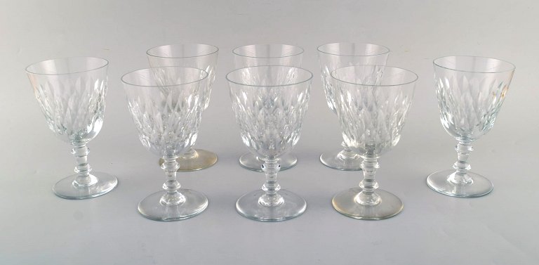 Baccarat, Frankrig. Otte Armagnac glas i mundblæst krystalglas. Produceret i 
perioden 1952-1986. 
