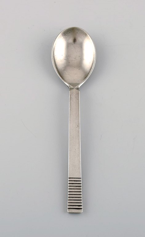Georg Jensen Parallel / Relief. Dessert spoon in sterling silver. Dated 1915-30.
