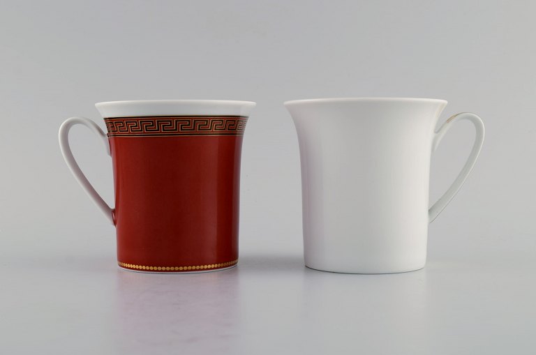 Gianni Versace for Rosenthal. Two cups in porcelain with ornamentation and gold 
decoration. Late 20th century.
