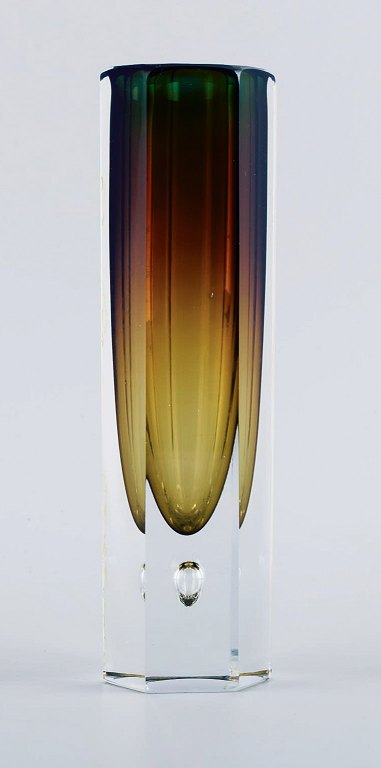 Murano, slim vase in smoky mouth-blown art glass.
Italian design, 1960s.