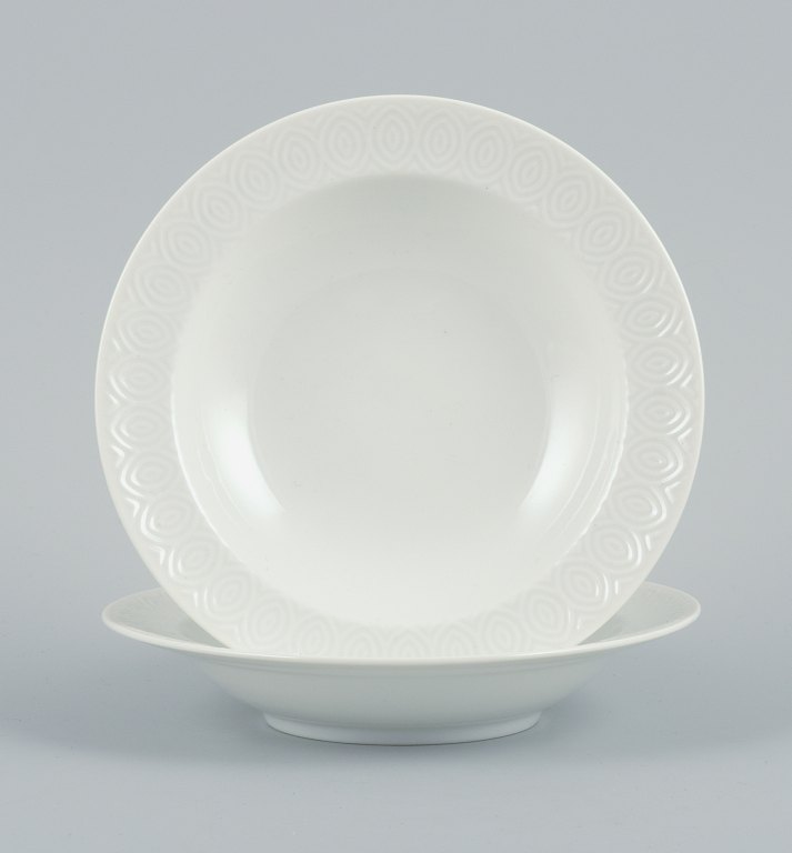 Royal Copenhagen, two small deep plates, Salto.
White porcelain.