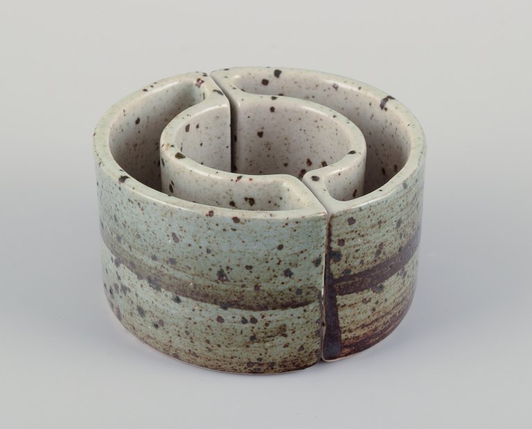 Per Linnemann-Schmidt (1912-1999) for Palshus, Danmark. 
To sjældne vaser i keramik. Glasur i jordfarver.