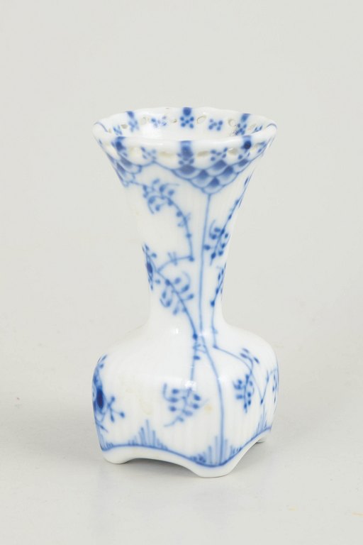 Royal Copenhagen Musselmalet Helblonde lille kuvert vase.