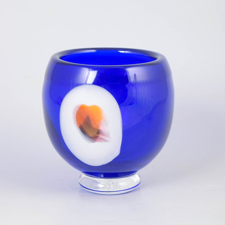 Chribská kunstglas vase.