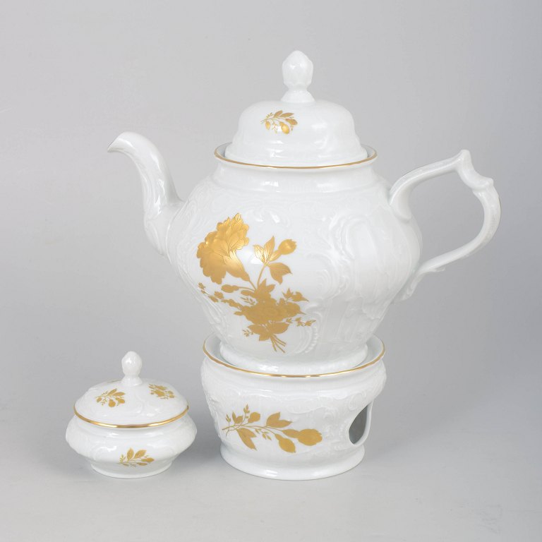 Rosenthal Classic Rose tekande, varmeholder og sukkerskål.