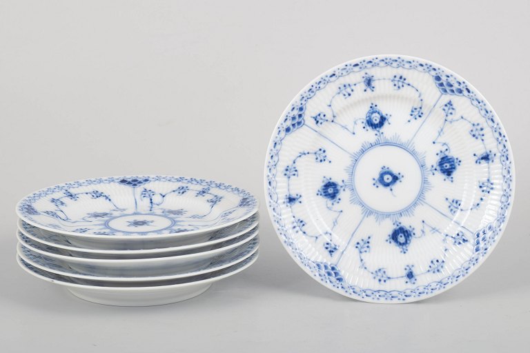 Royal Copenhagen Musselmalet Halvblonde, sæt med seks tallerkener.